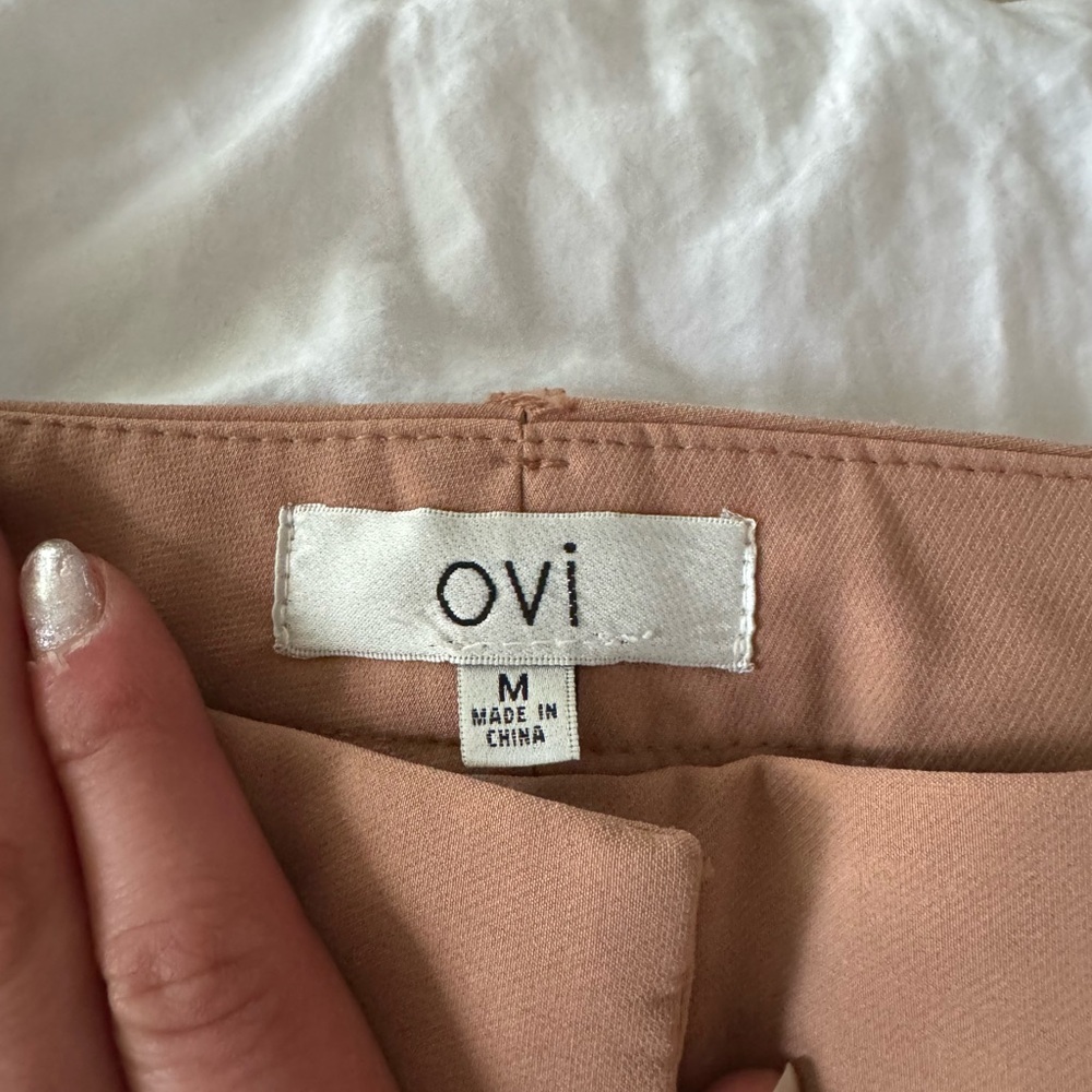 Ovi Beige Apparel